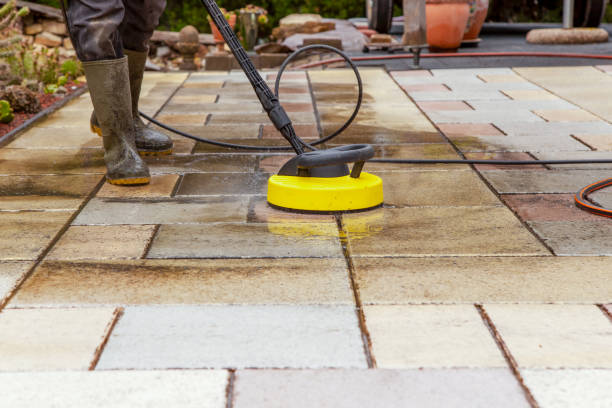 Best Oil Spill Cleanup  in West Allis, WI